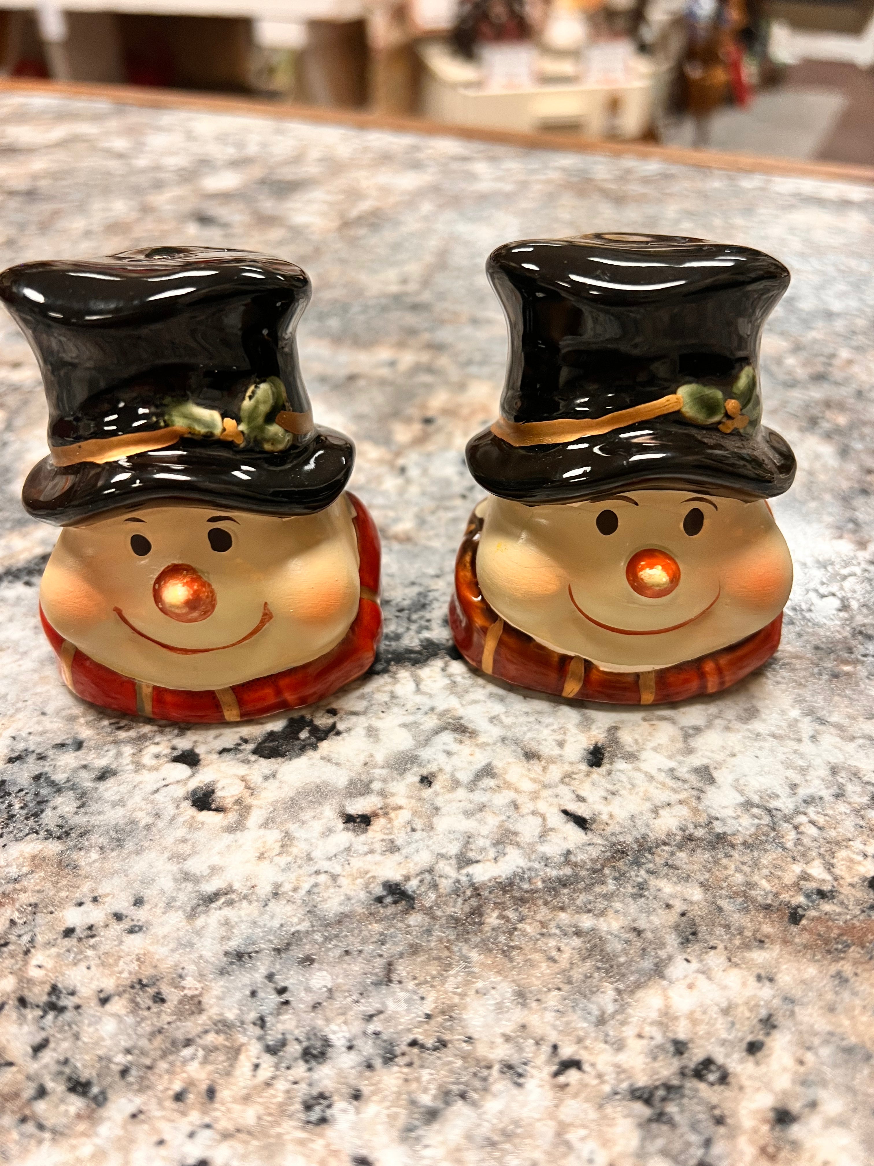 Snowman Shaker Set