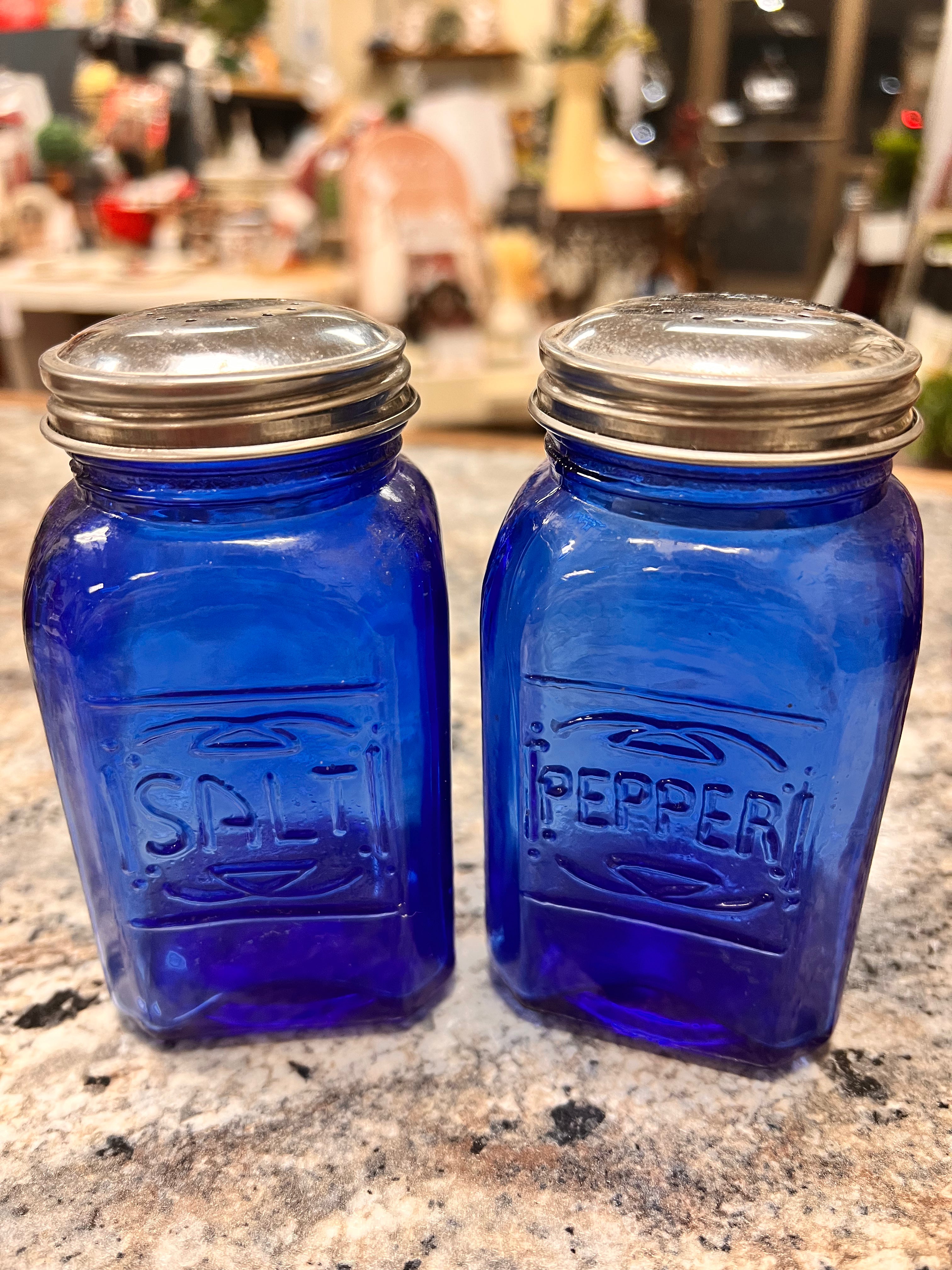 Cobalt Shaker Set