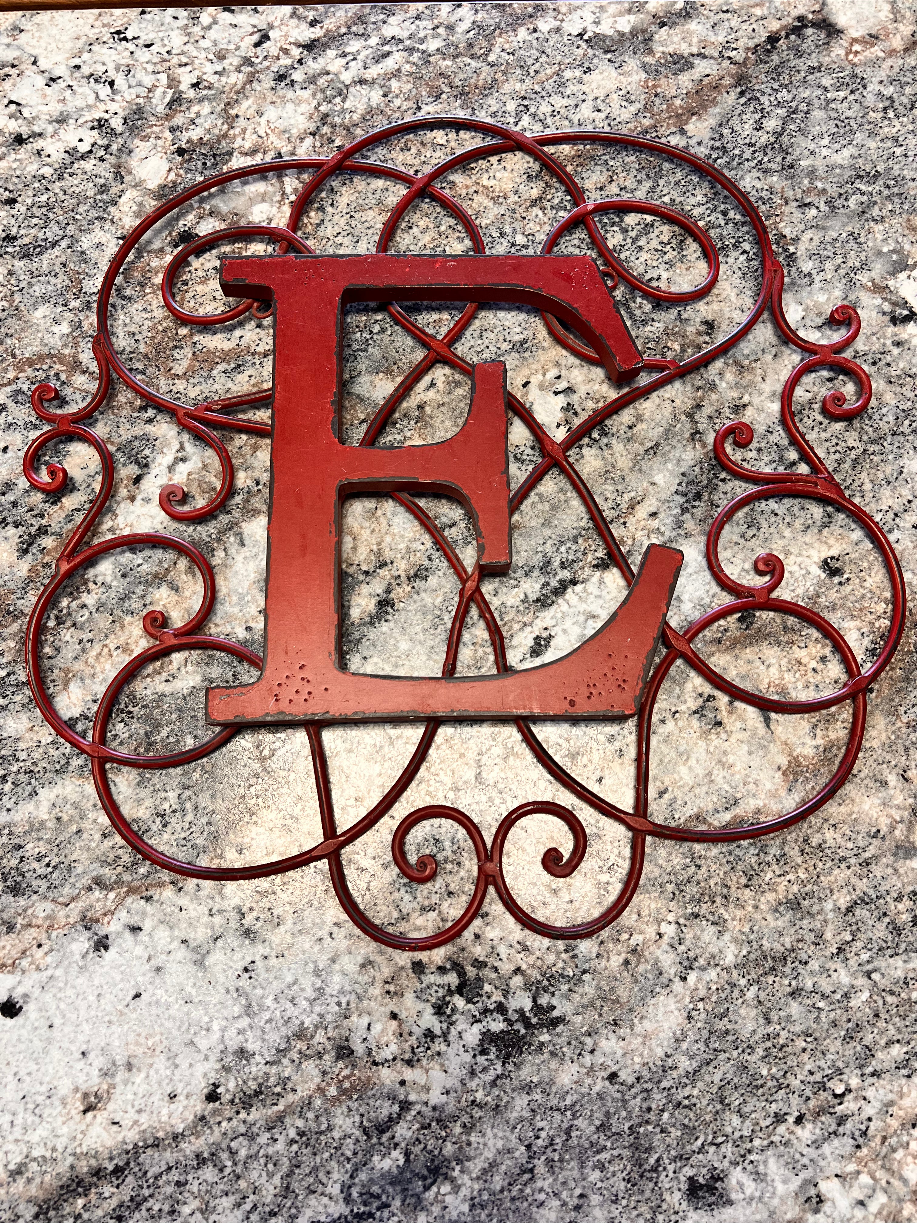 Letter E