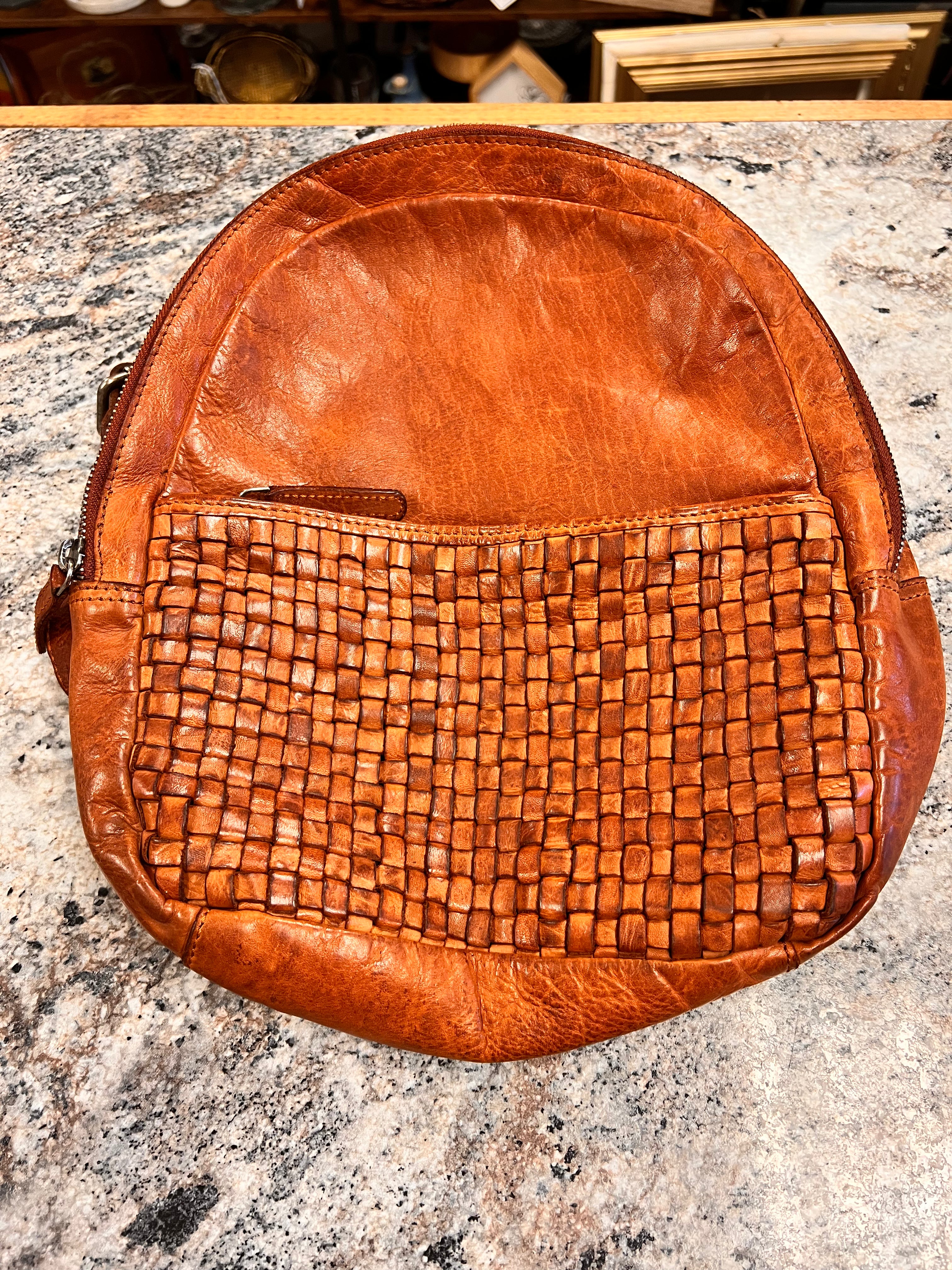 Vilenca Leather Bag