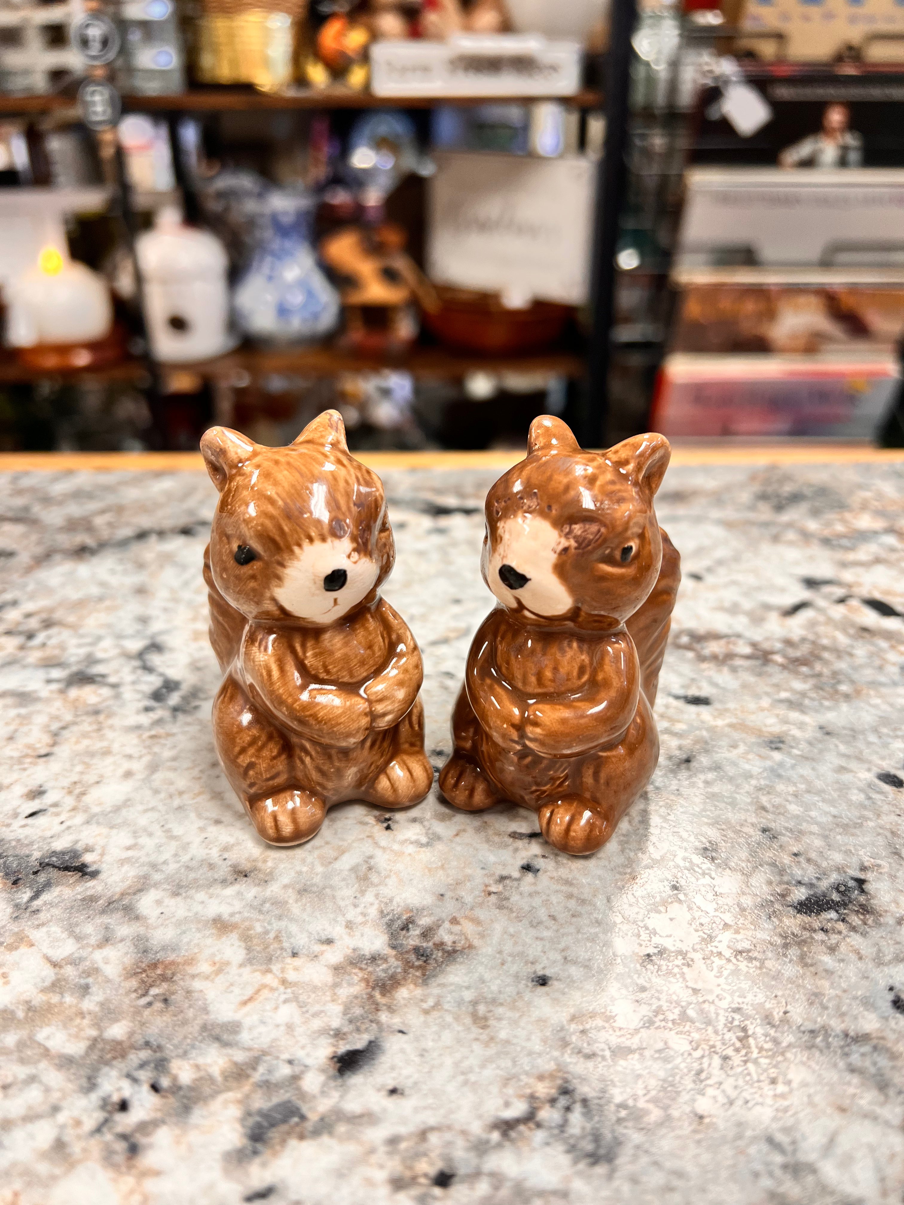 Squirrel Shaker Set