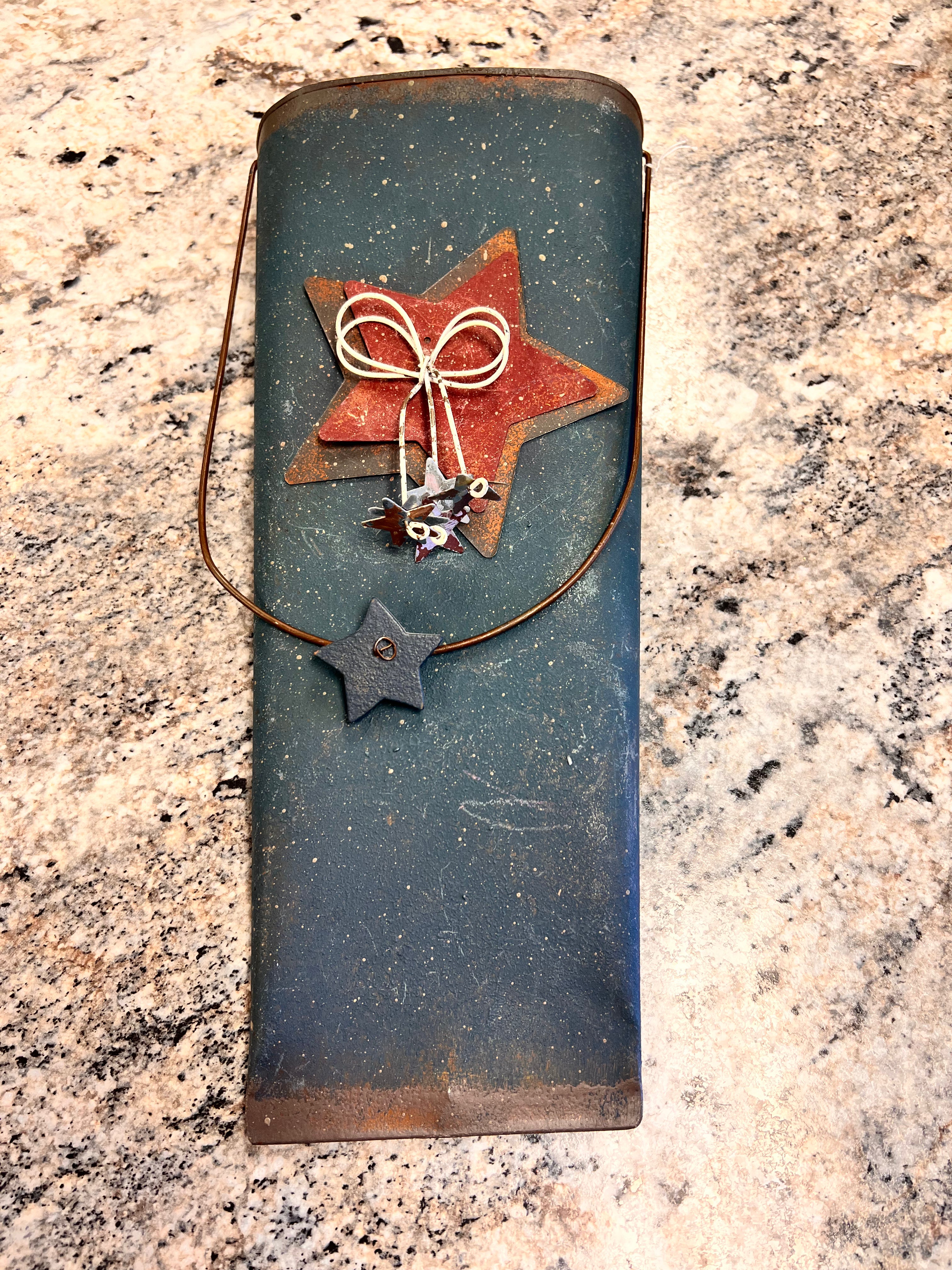 Star Wall Tin