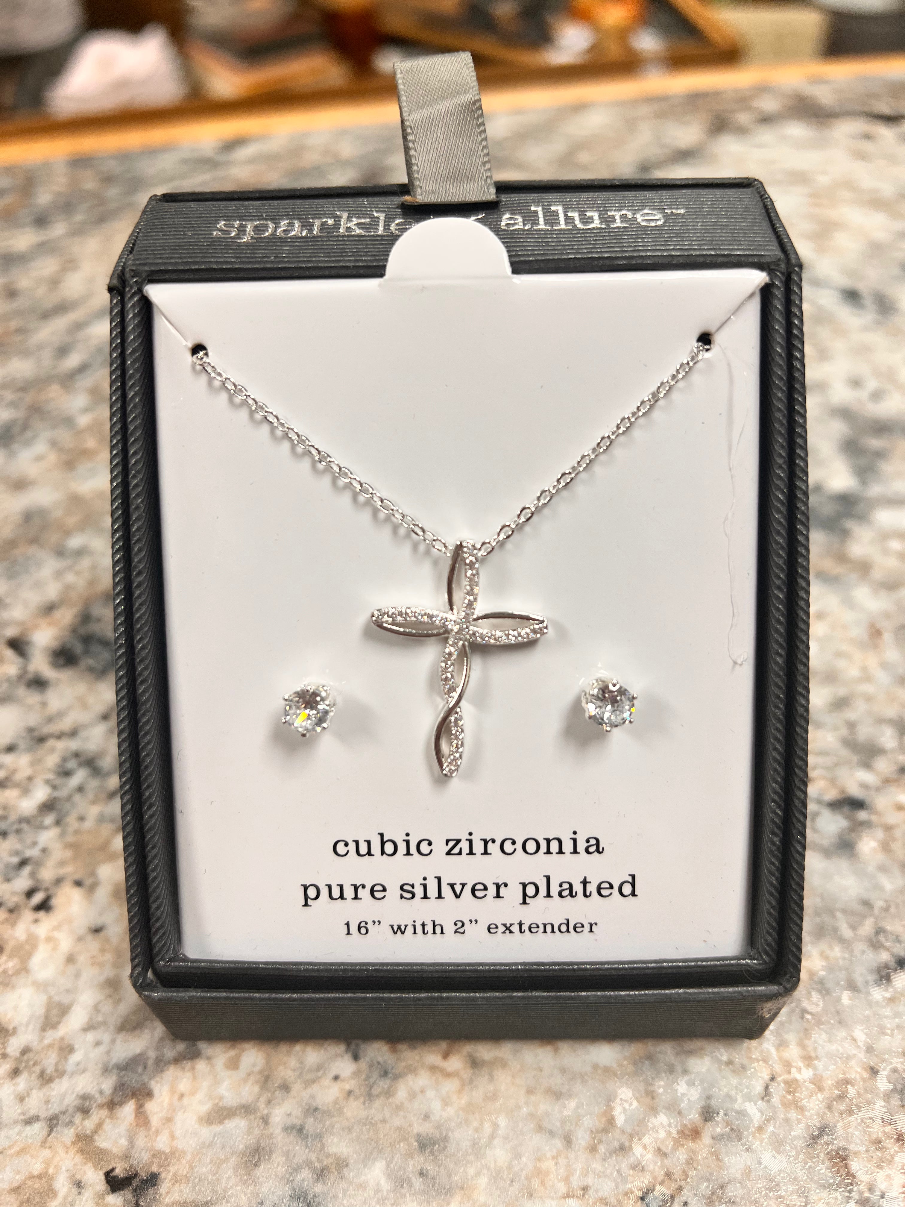 Necklace Earring Set