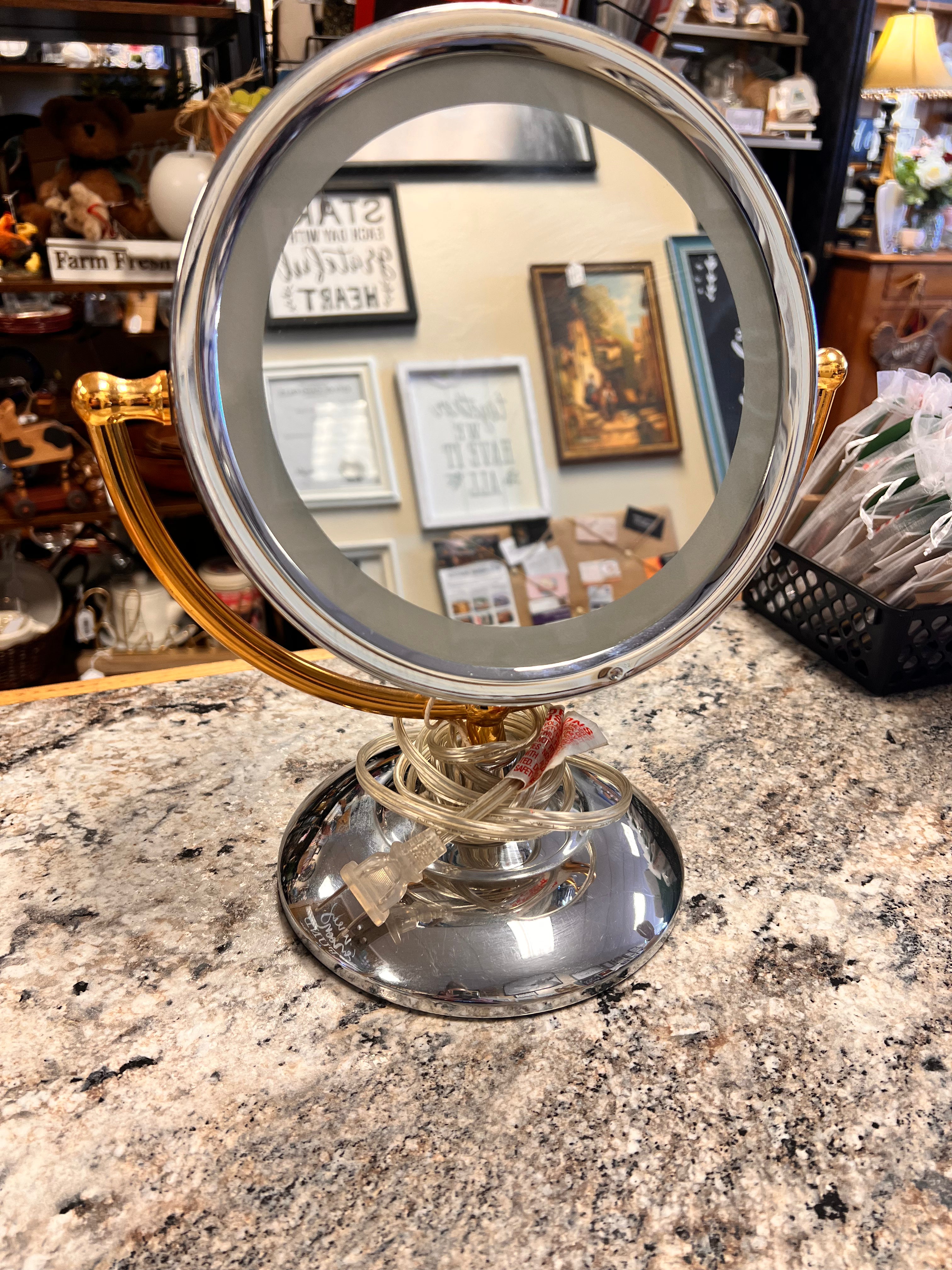 Light Up Mirror