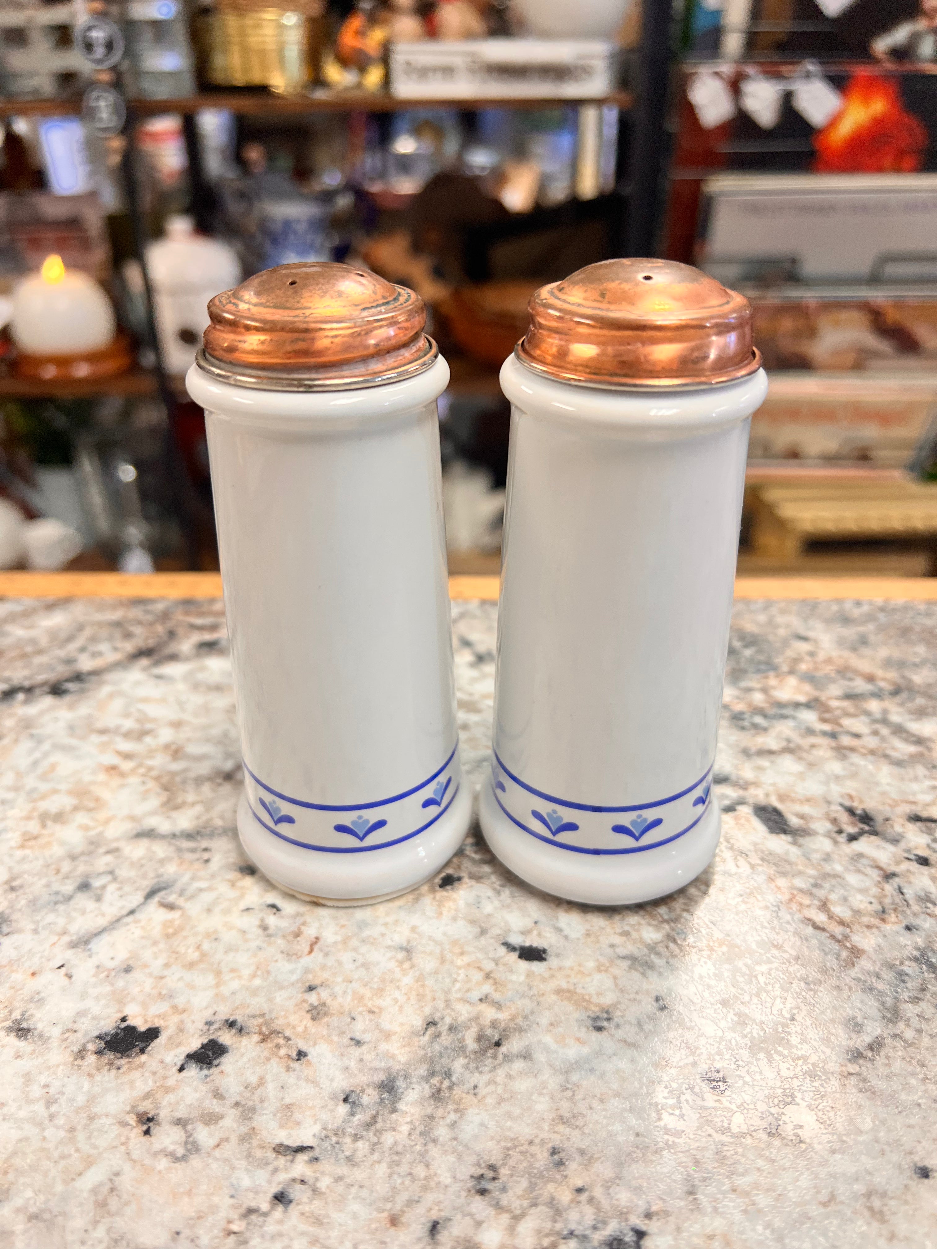 Vintage Shakers