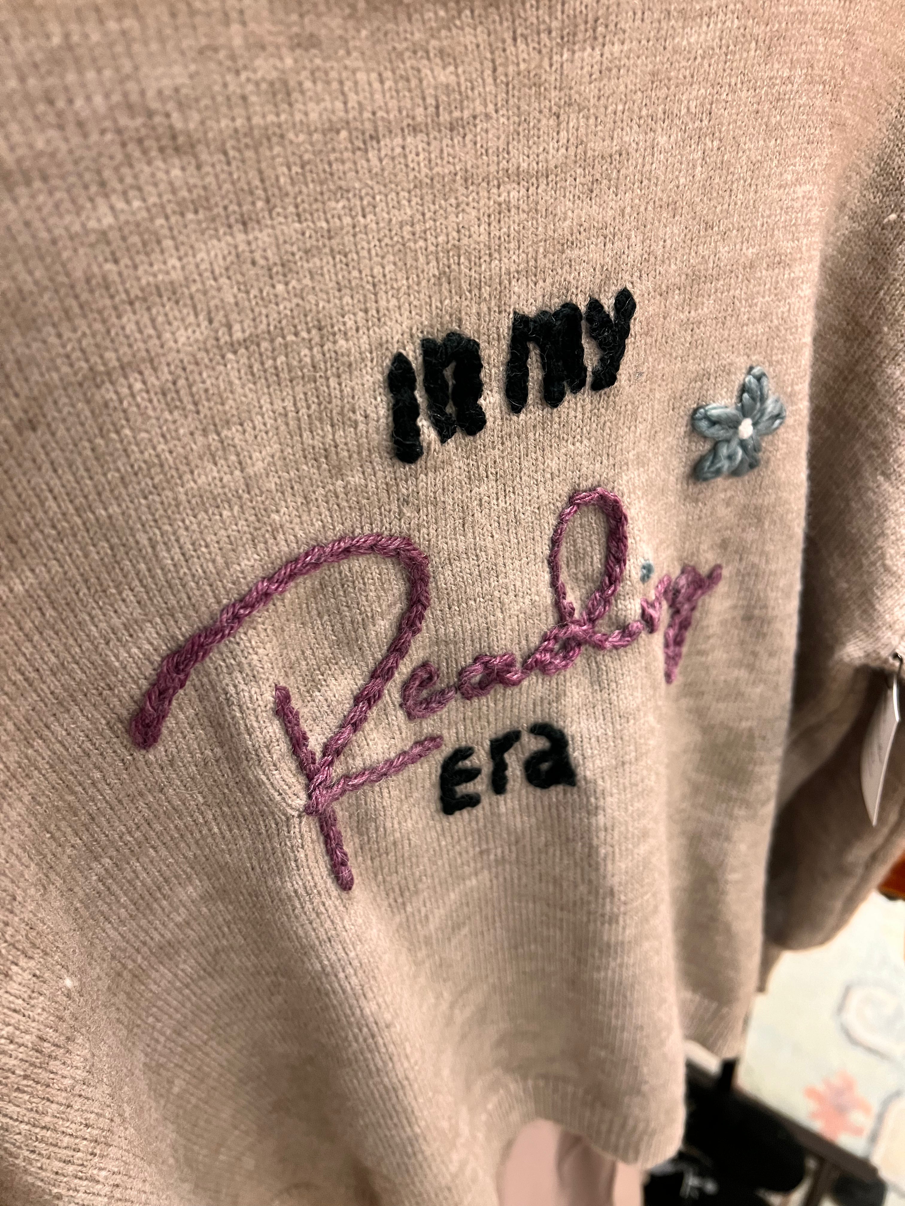 Embroidered Sweater L