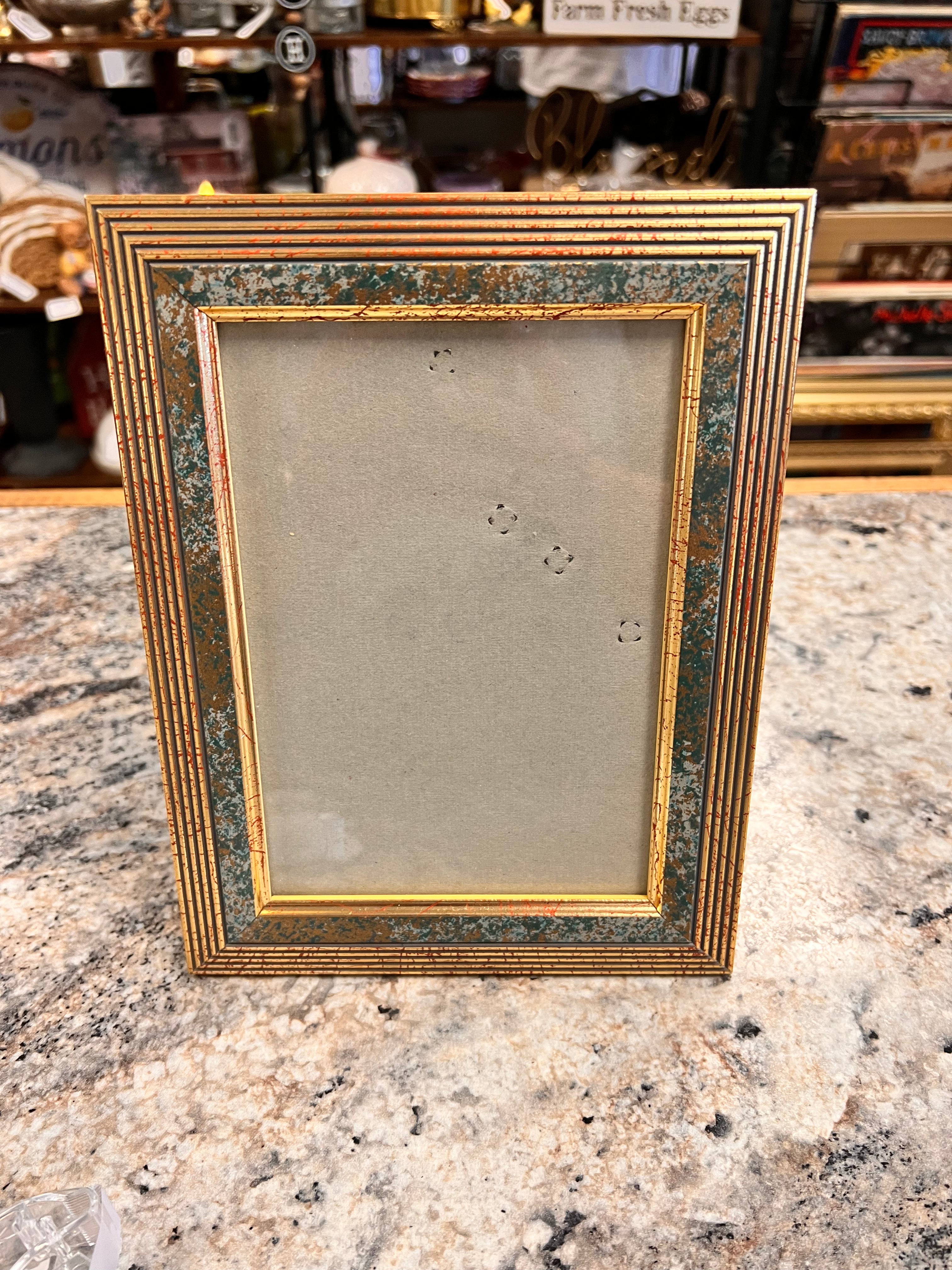 Small Frame