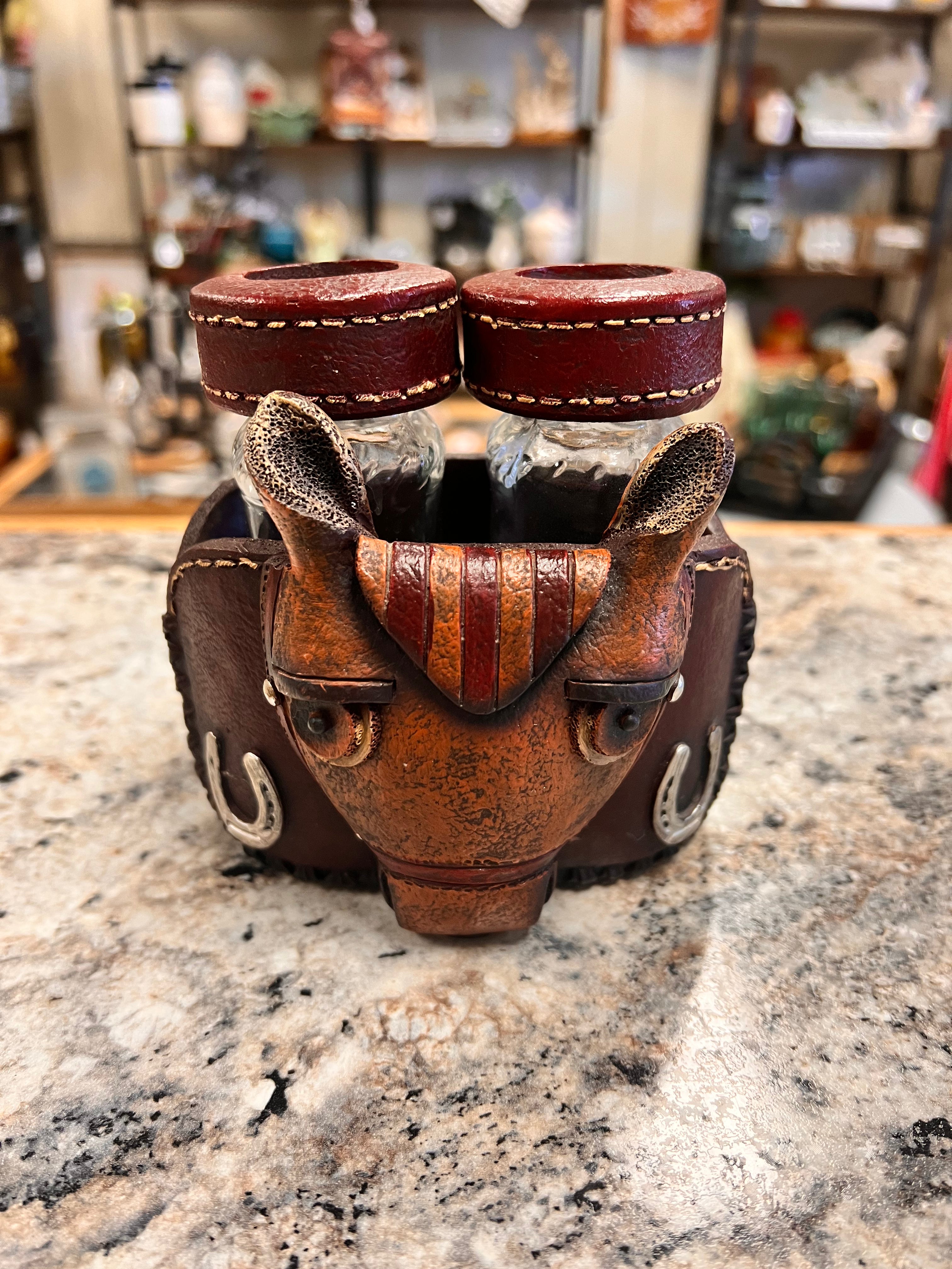 Horse Shaker Set