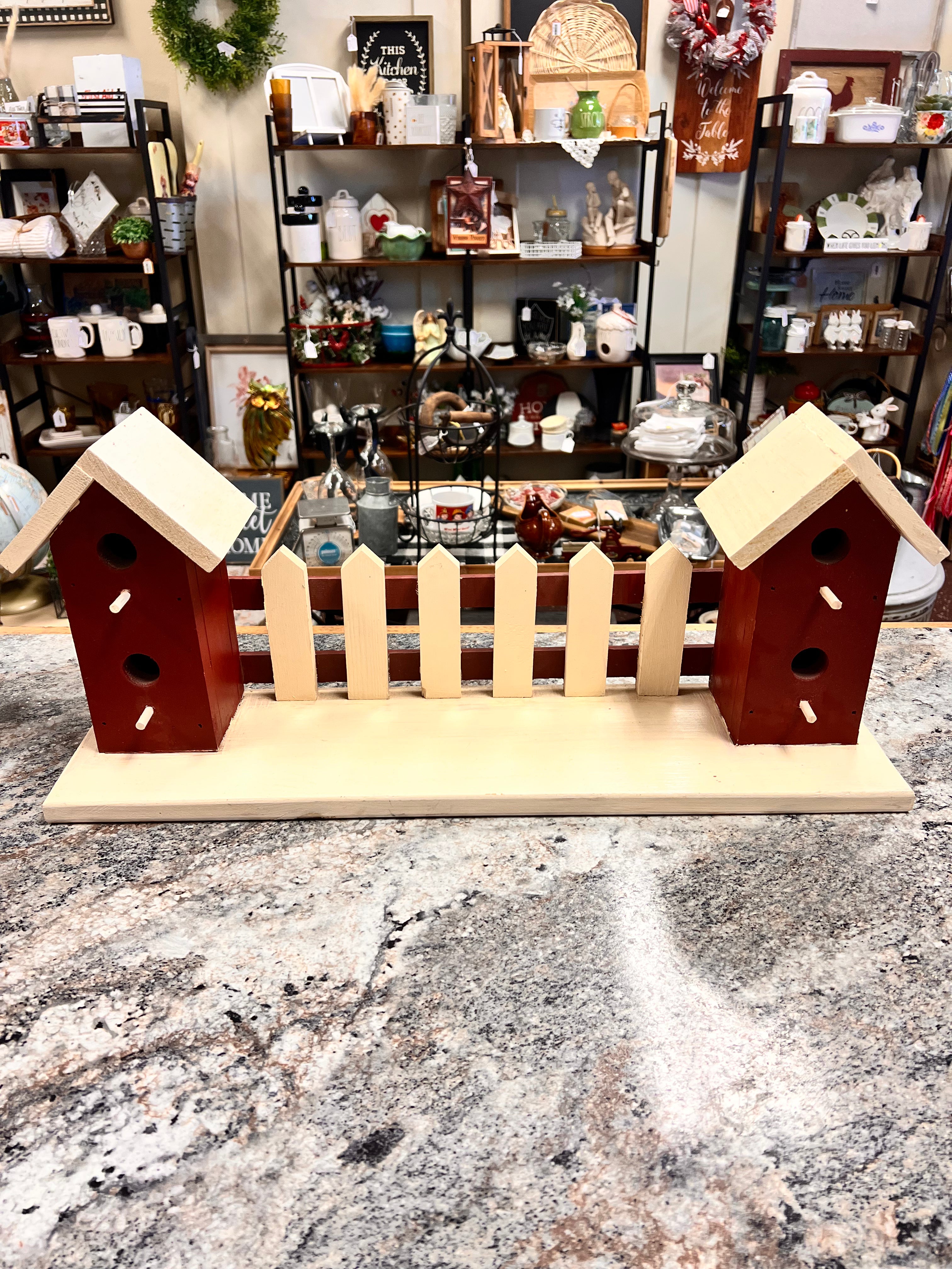Birdhouse Decor