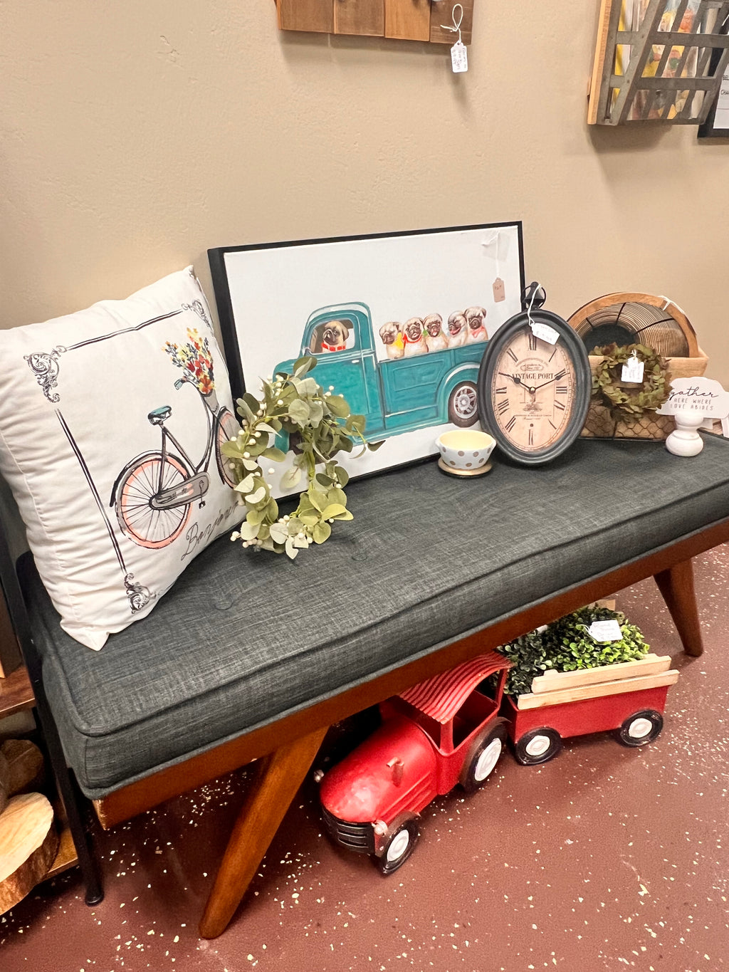 Entry Bench