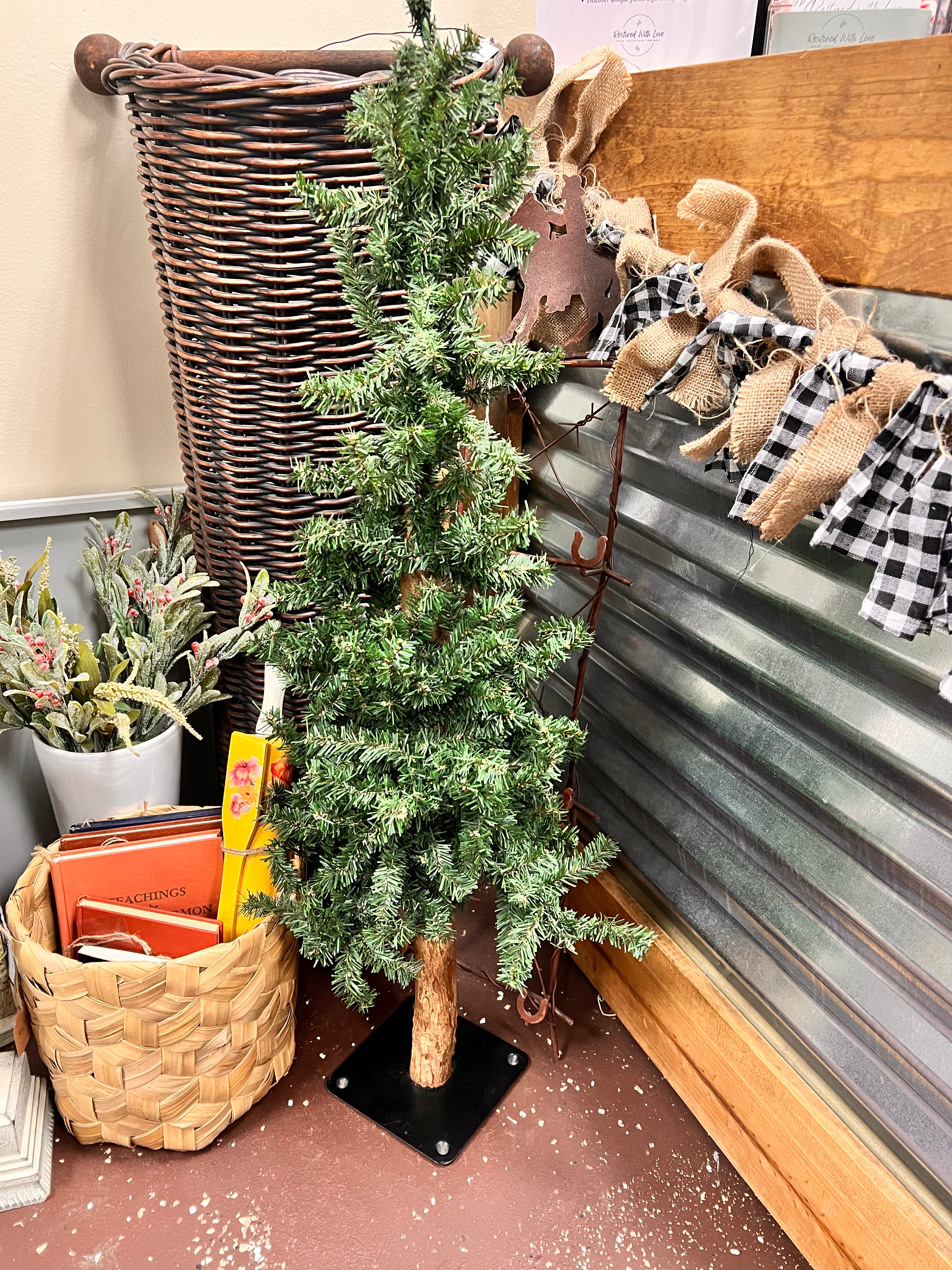 Pine Tree Decor