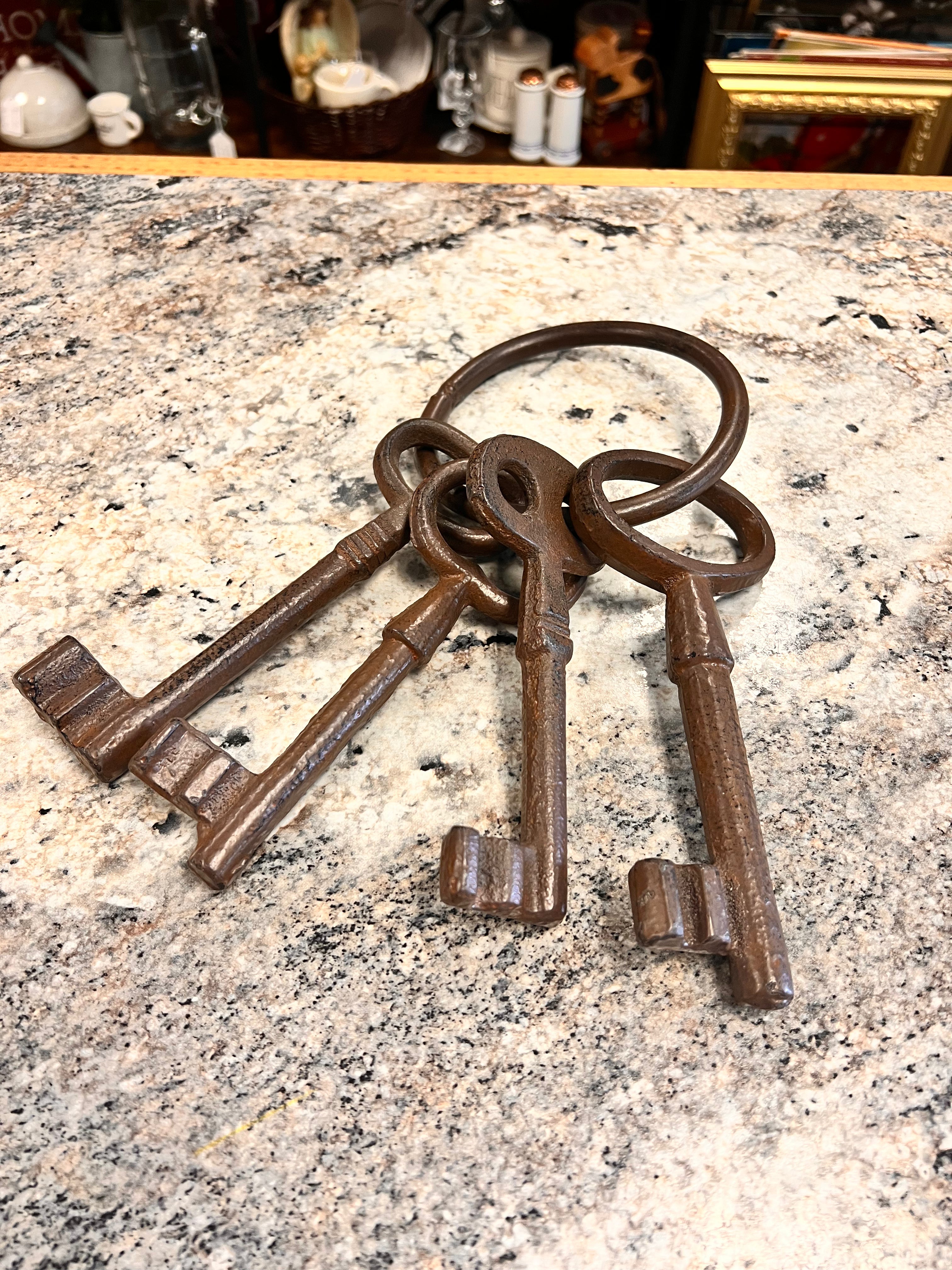 Metal Keys Decor