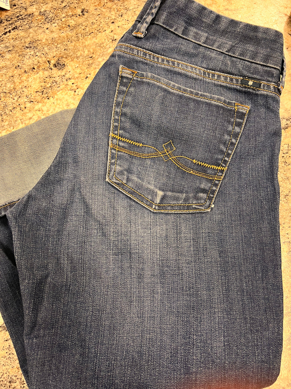 Lucky Capri 4/27