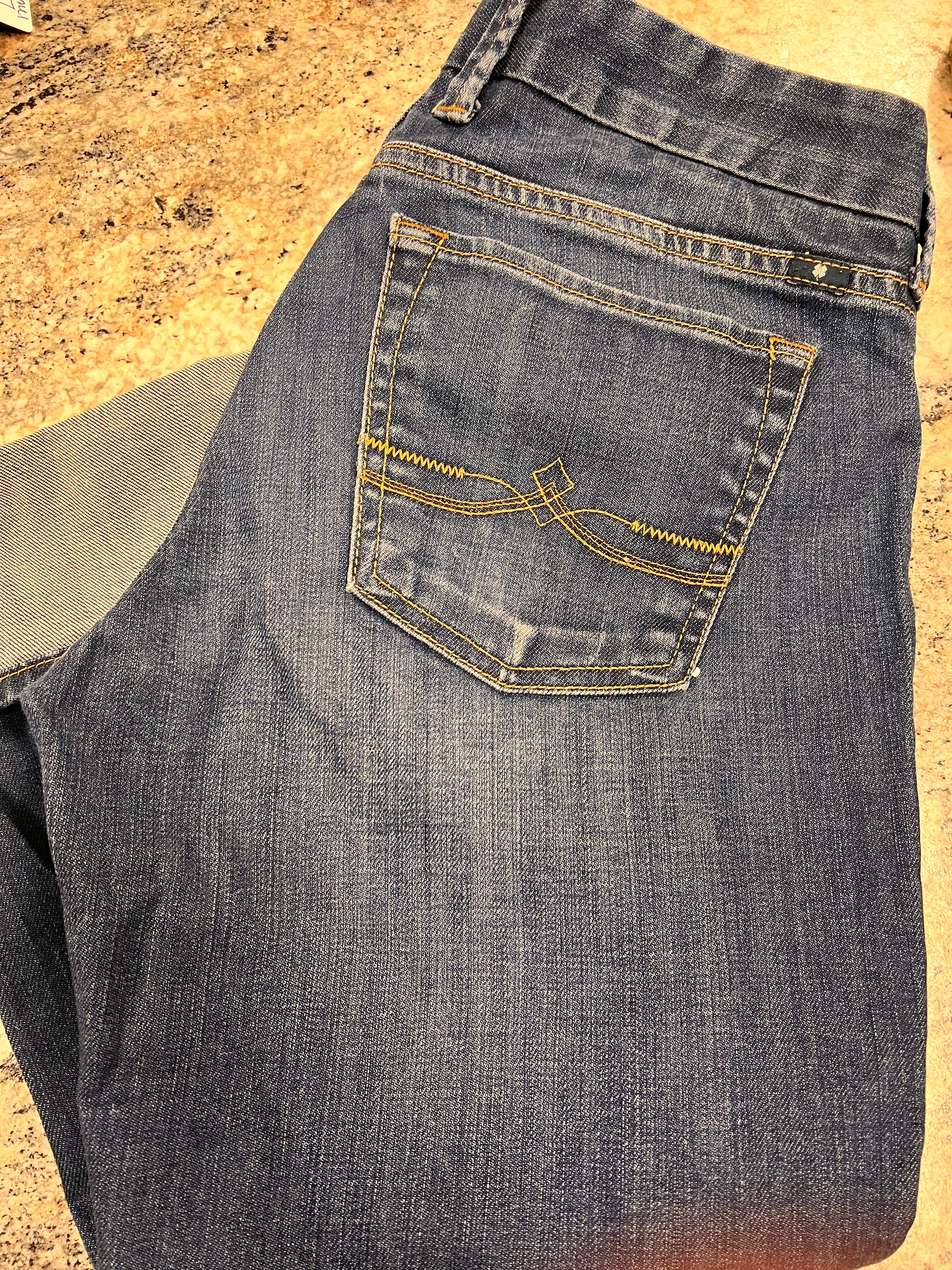 Lucky Capri 4/27