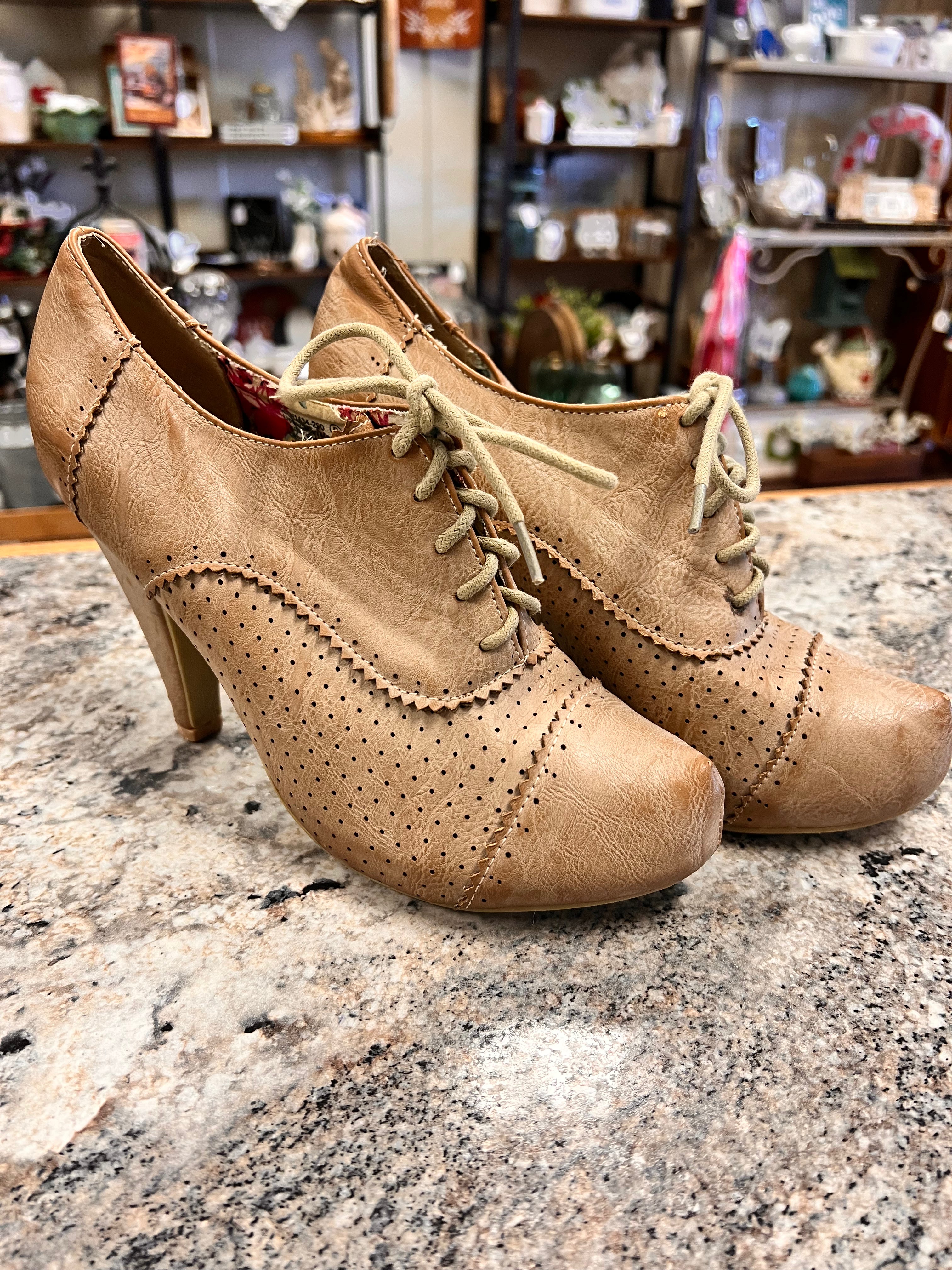 Tan Heels 9