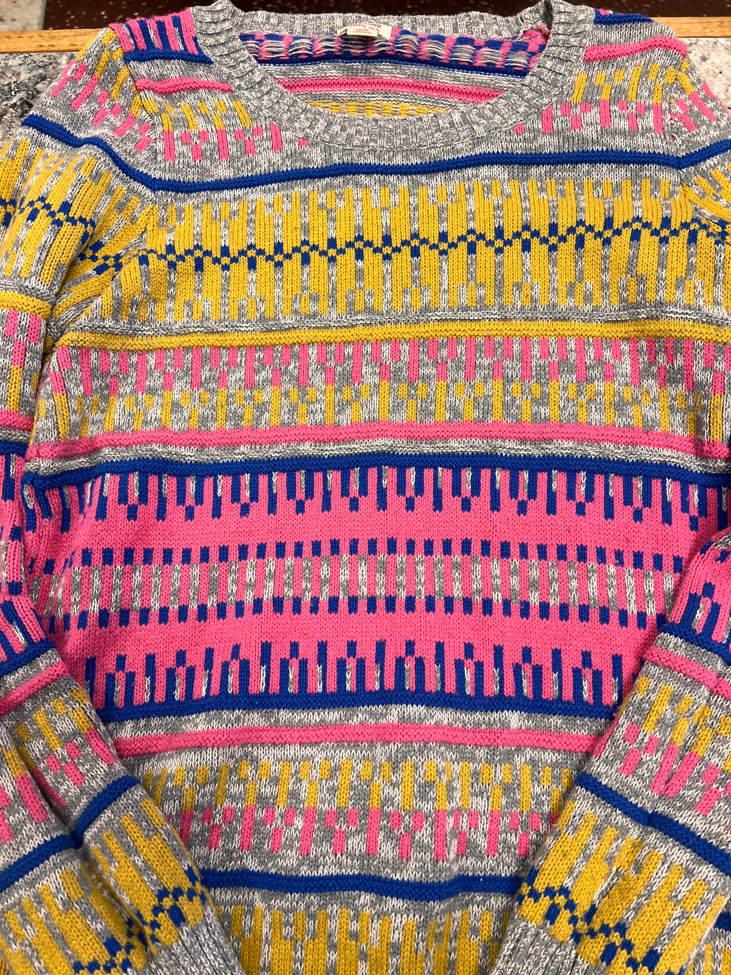 Sweater M
