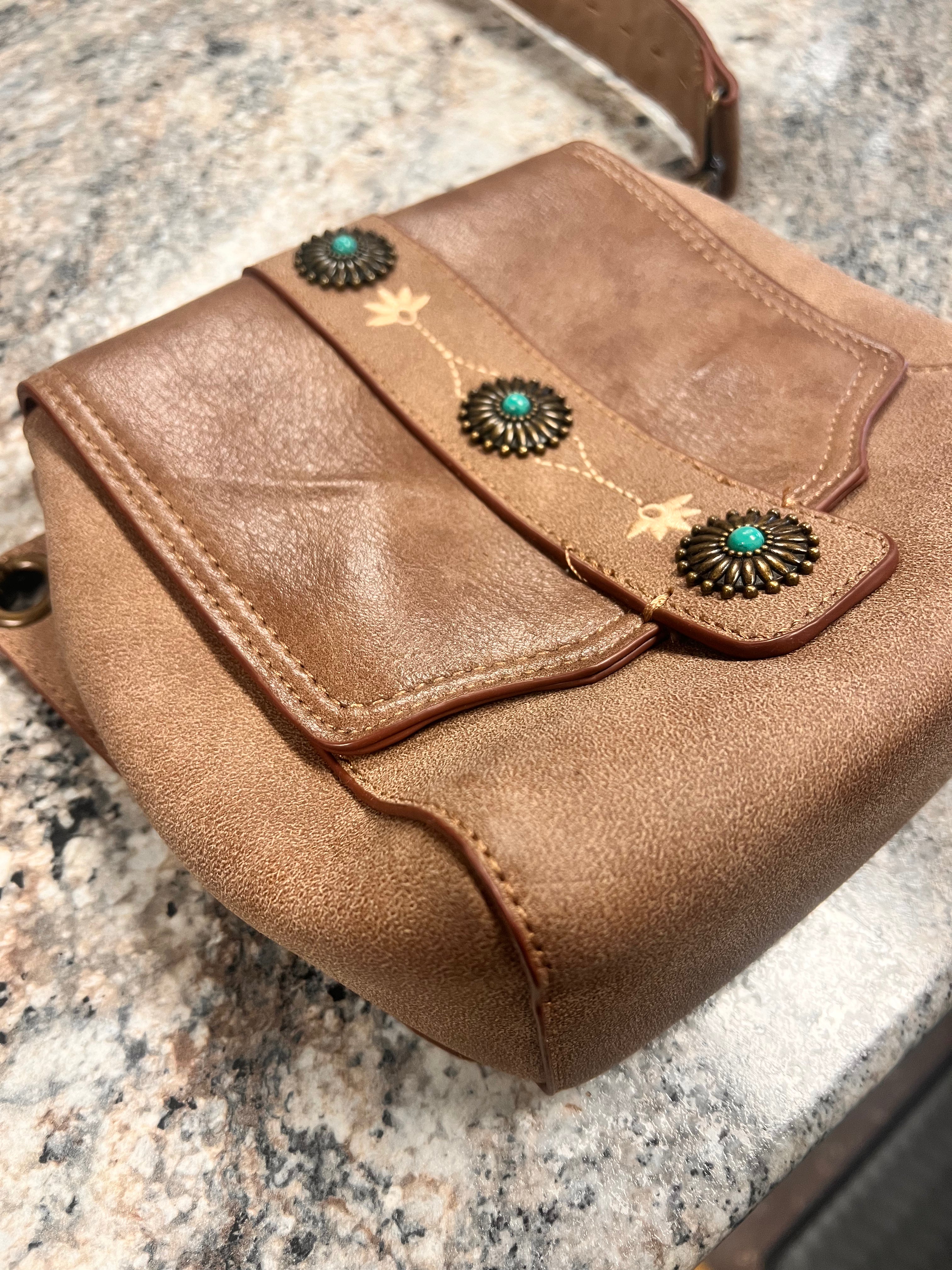 Catchfly Crossbody