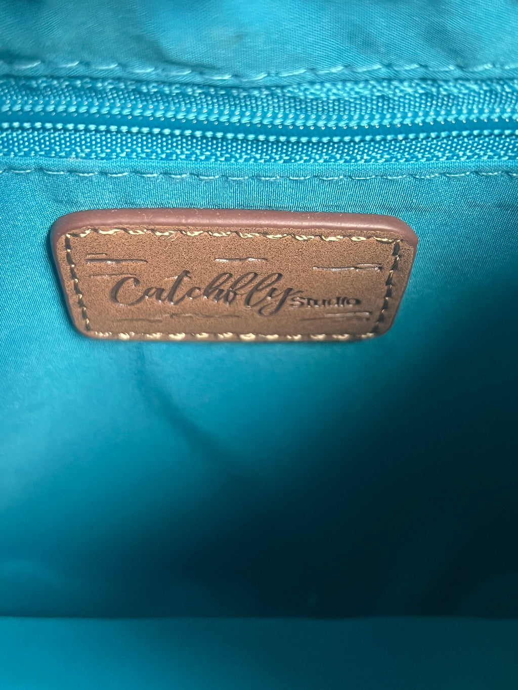 Catchfly Crossbody
