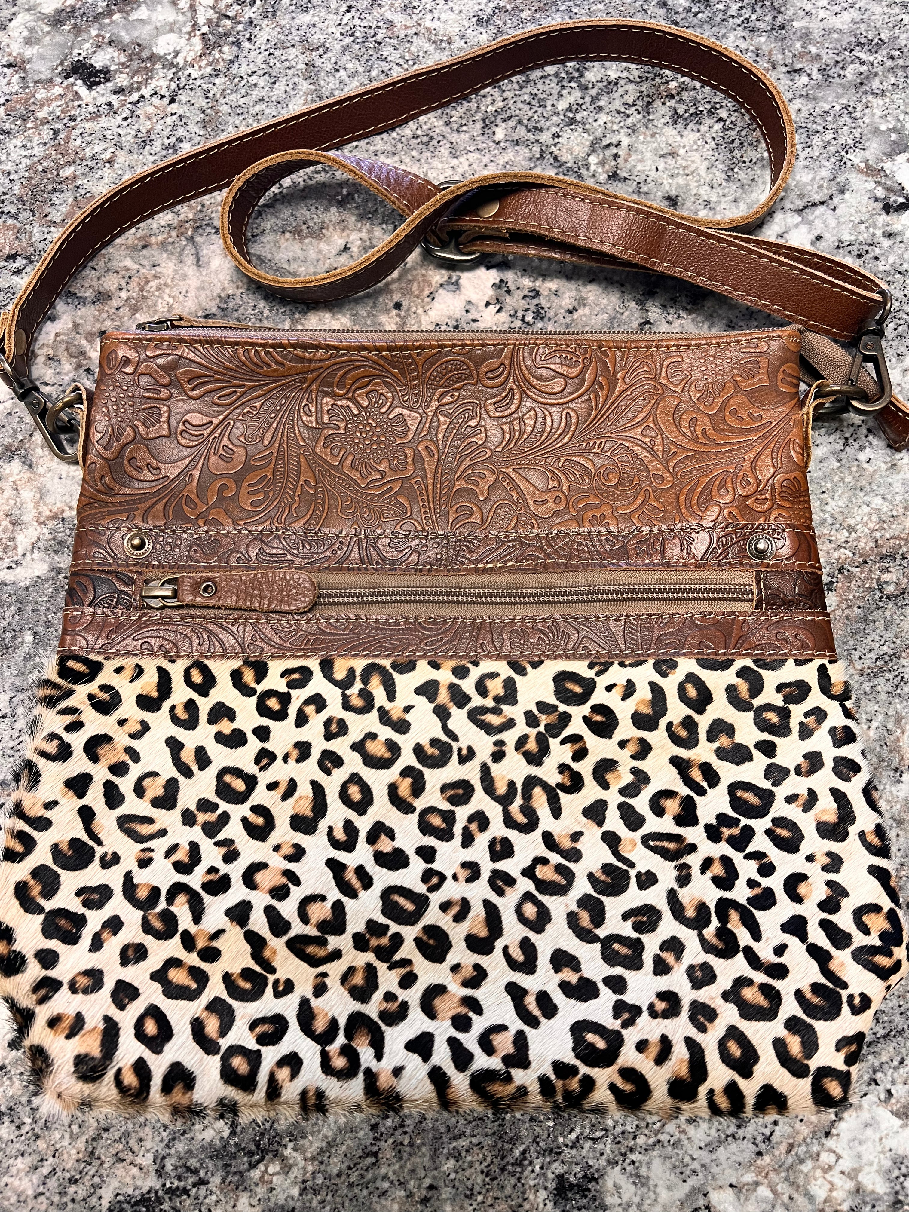 Myra Crossbody