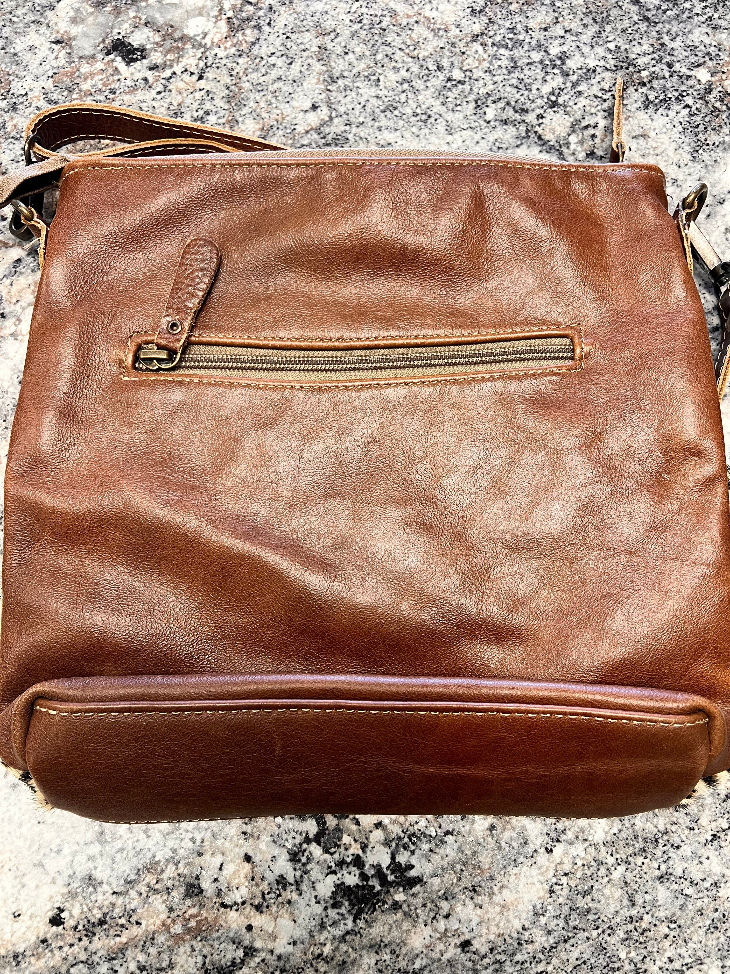 Myra Crossbody