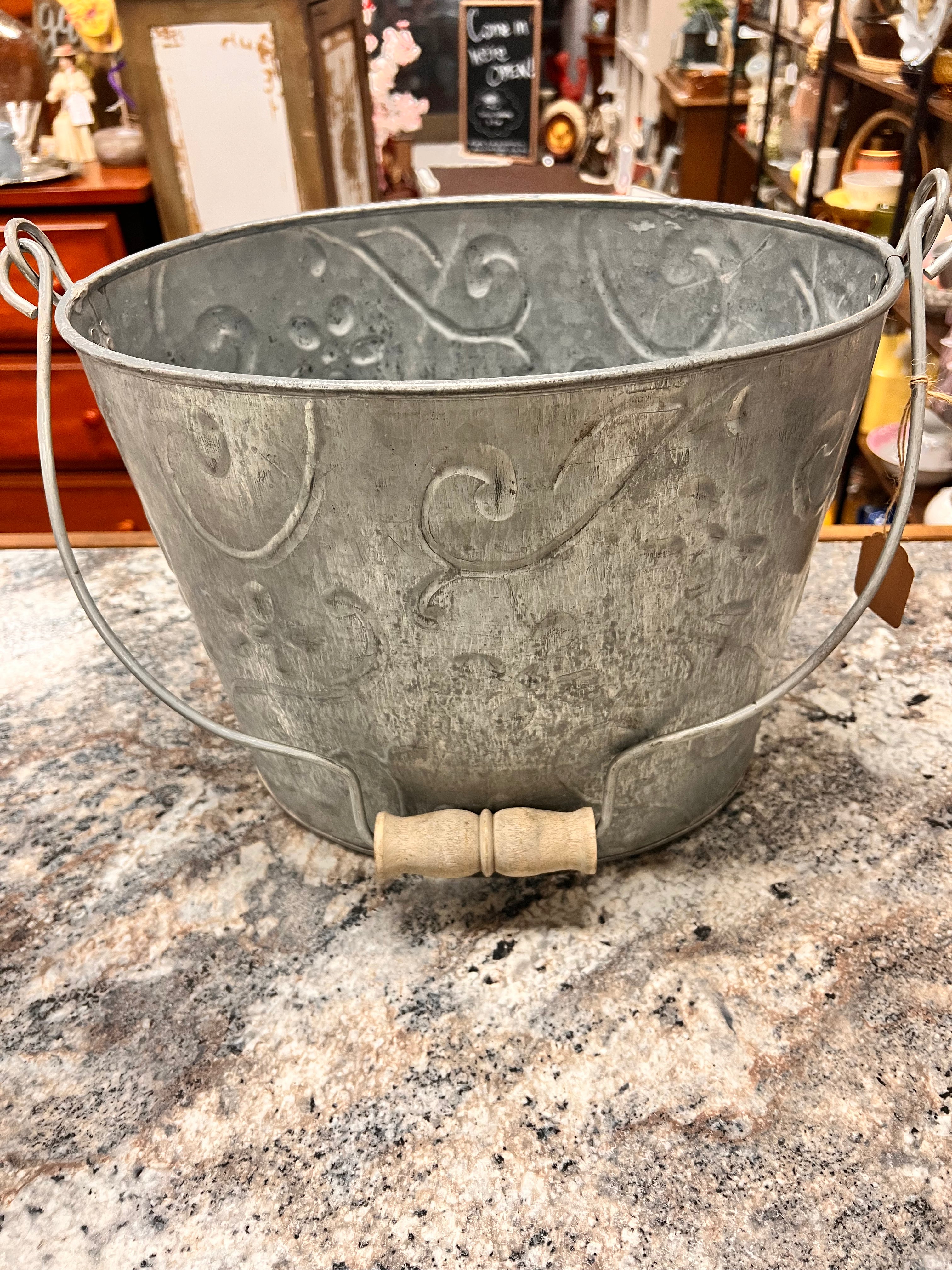 Pier 1 Bucket