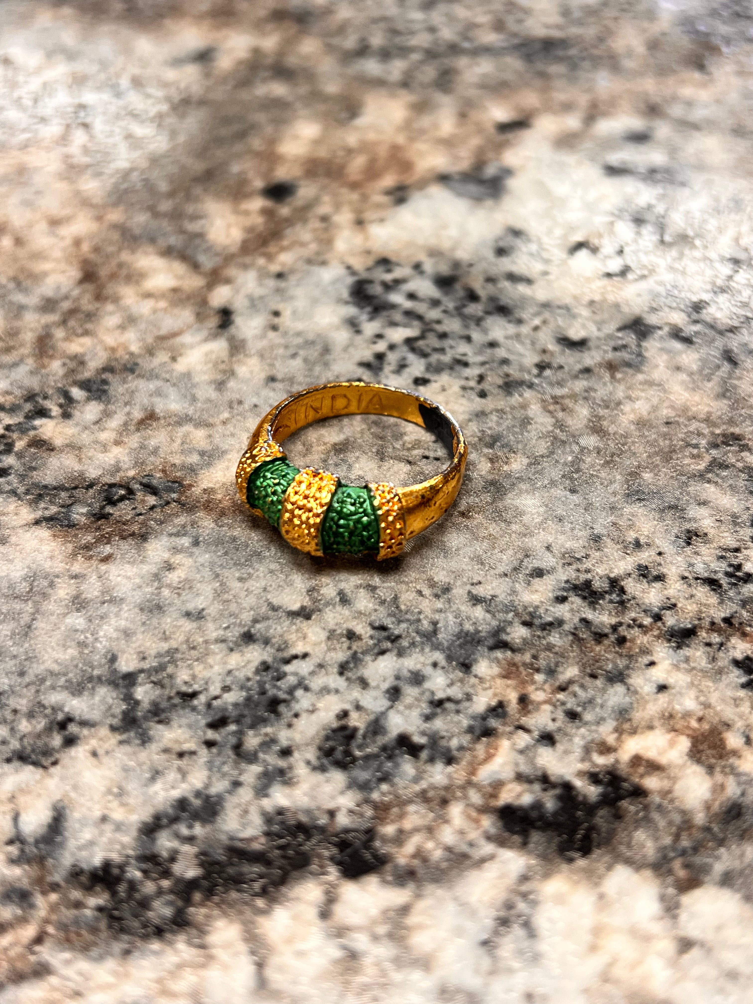 Ring