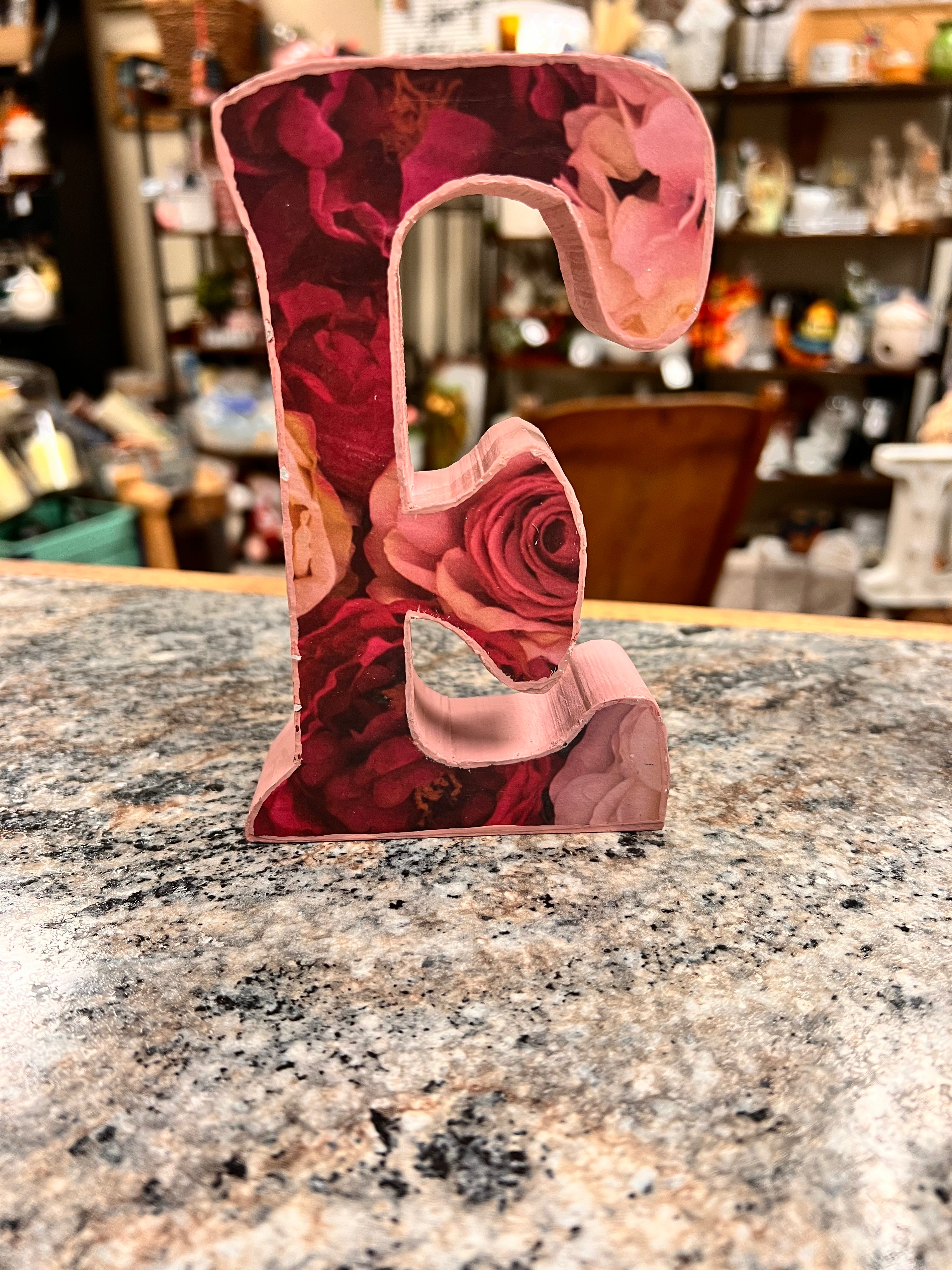 Letter E