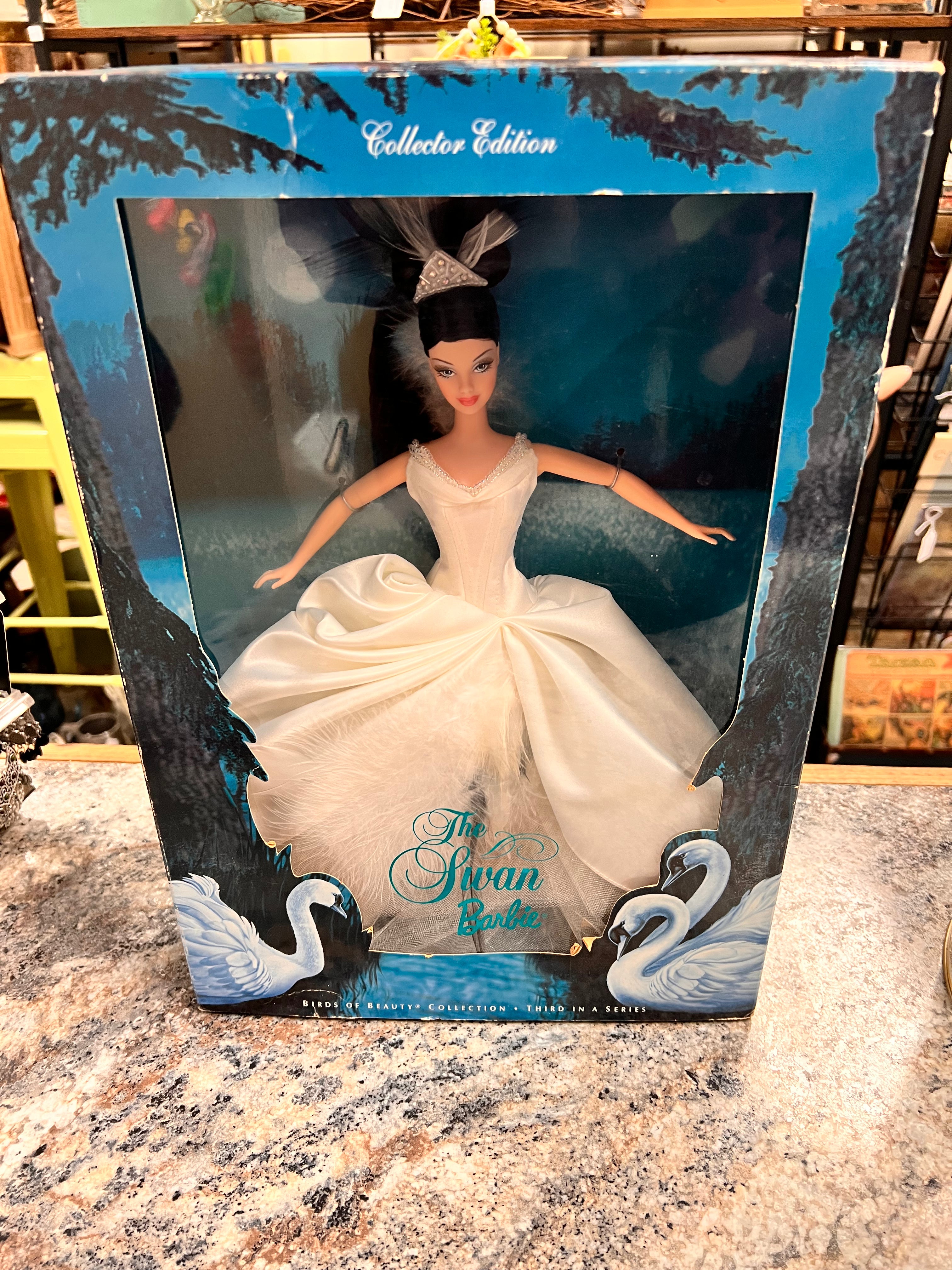 Swan Barbie